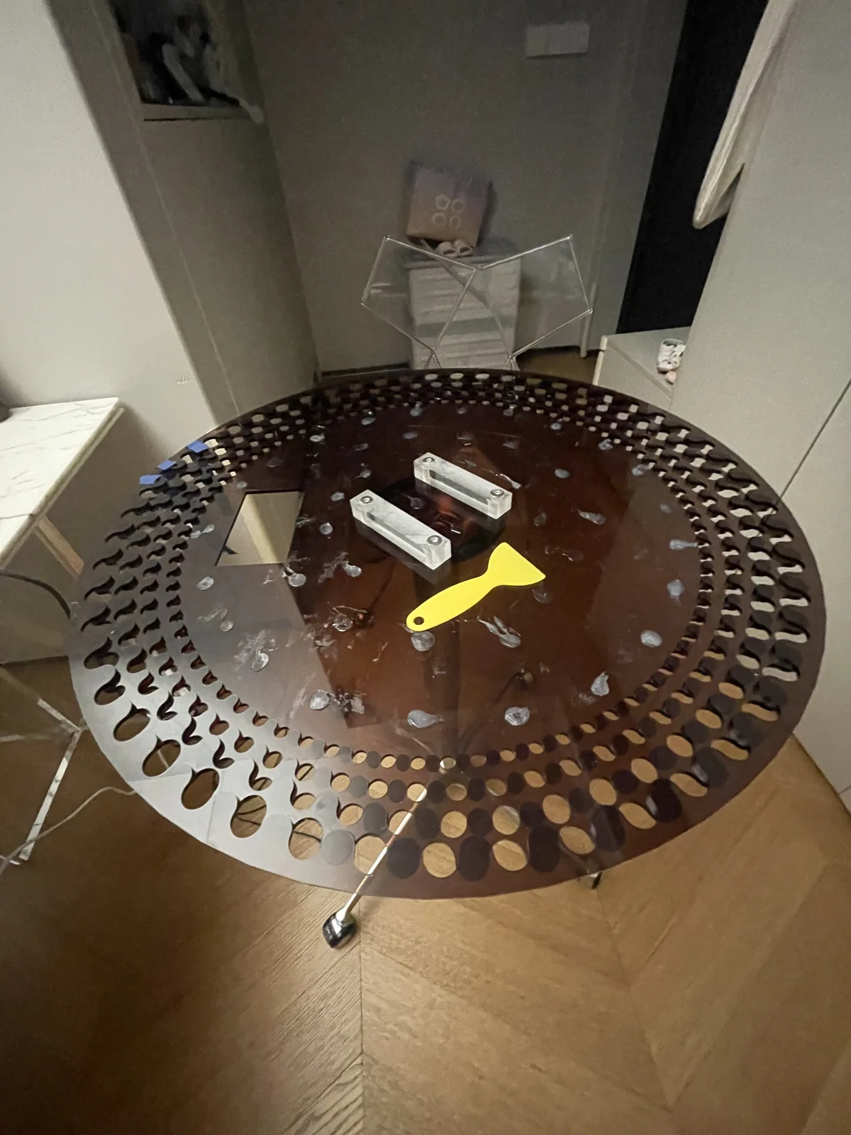 大理石感应发光避震器桌 — 7