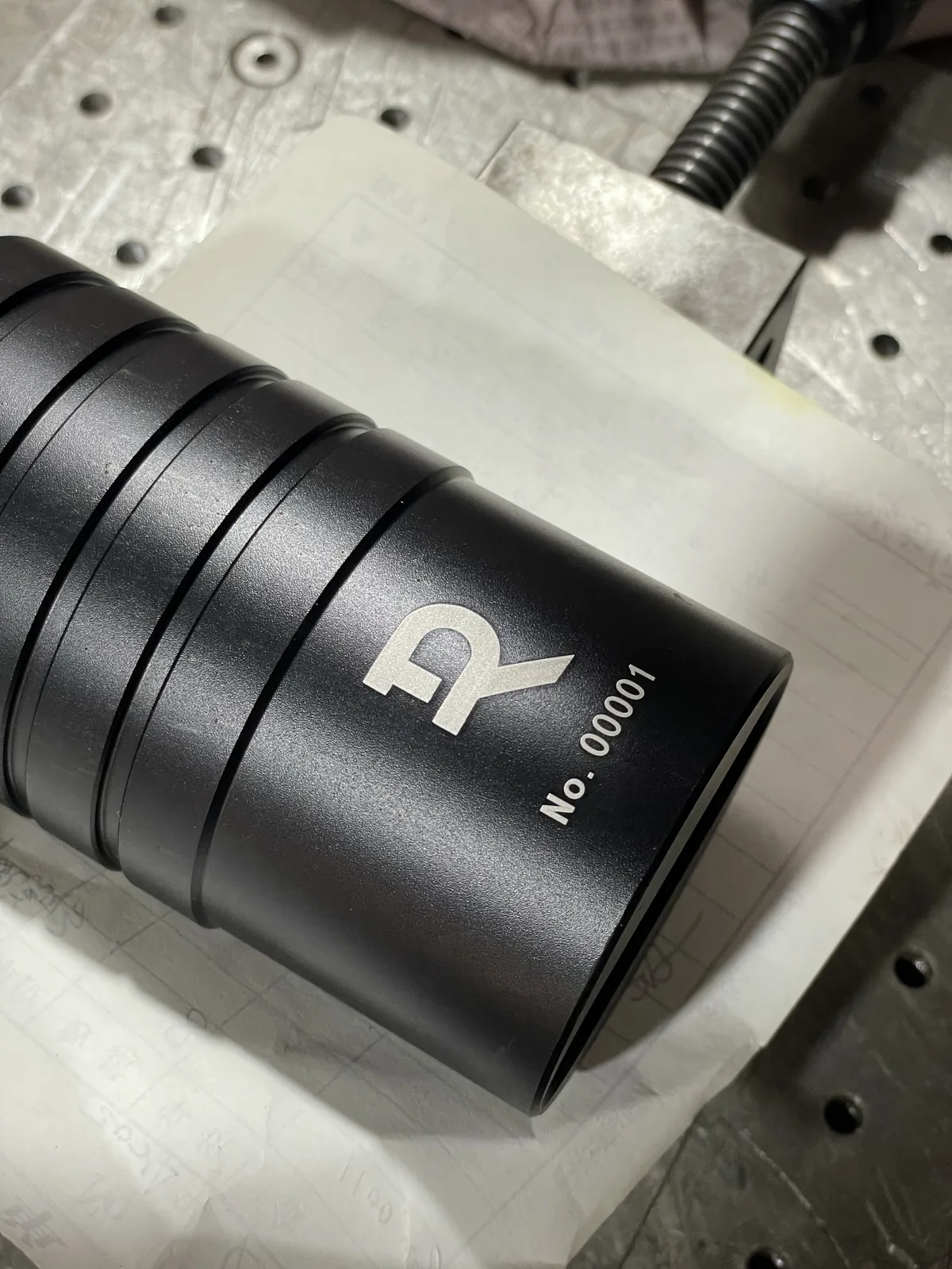 大理石感应发光避震器桌 — 21