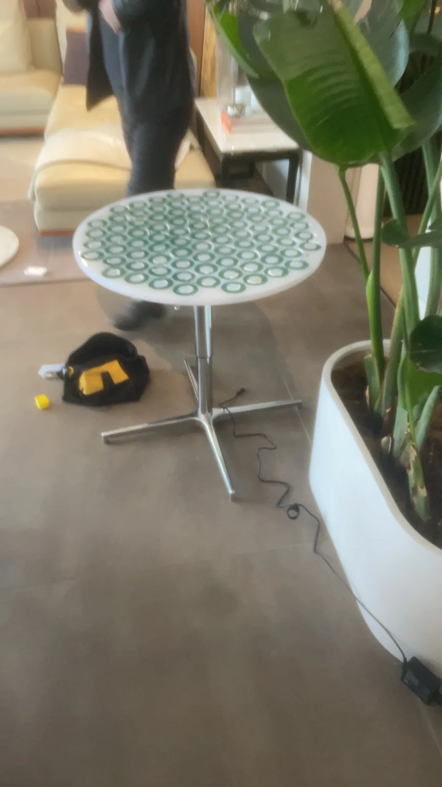 大理石感应发光避震器桌 — 25