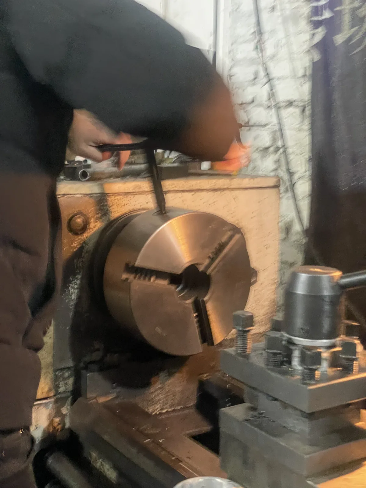 大理石感应发光避震器桌 — 26