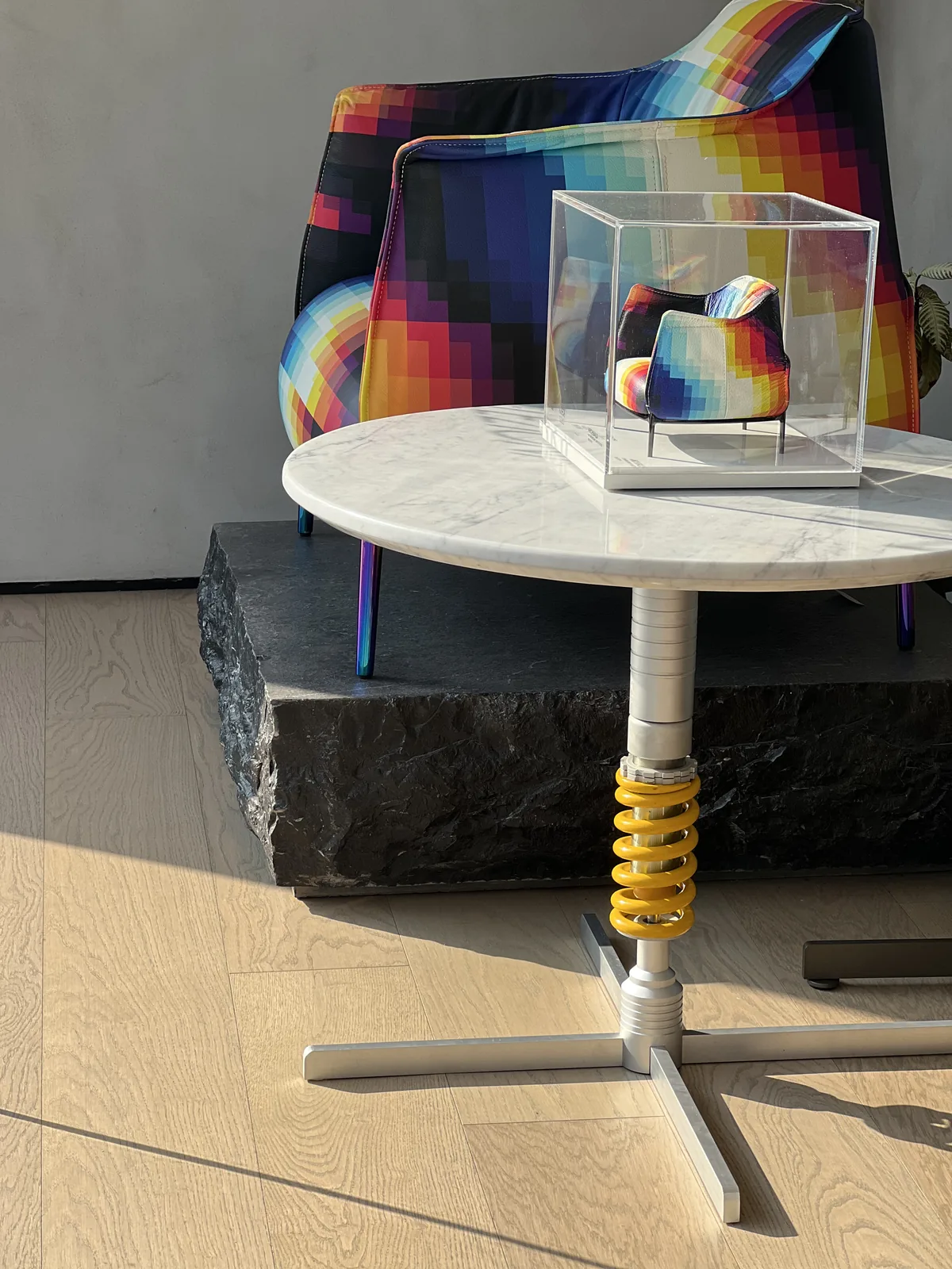 大理石感应发光避震器桌 — 37